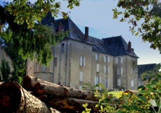 Chambres & Table D'hôtes Château De Poussign
